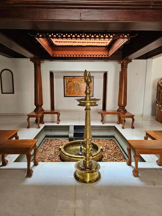 Dream Palace Alappuzha Esterno foto